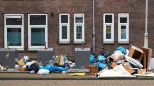 Lees het rekenkameronderzoek over de afhandeling van meldingen openbare ruimte in Amsterdam